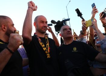Σπανούλης: Πανζουρλισμός στο «Μακεδονία» για την άφιξη του Έλληνα τεχνικού