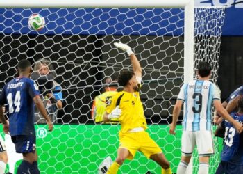 Αργεντινή -1: Μπροστά στο σκορ με τον Μαρτίνες (vid)