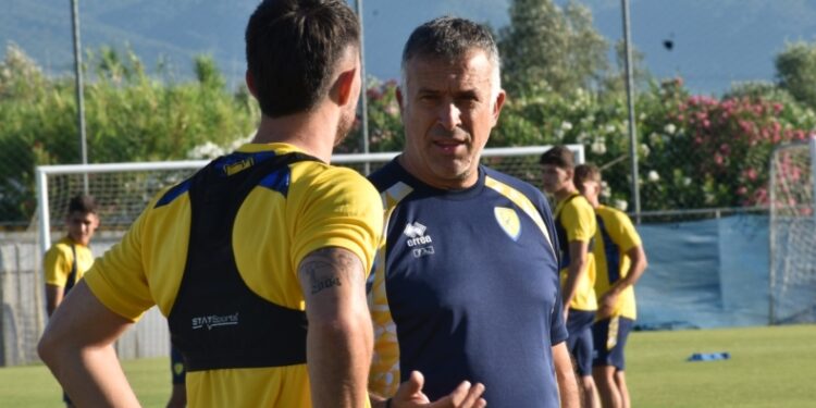 Αναστασίου: «Κοιτάμε και την αγορά της Κύπρου»